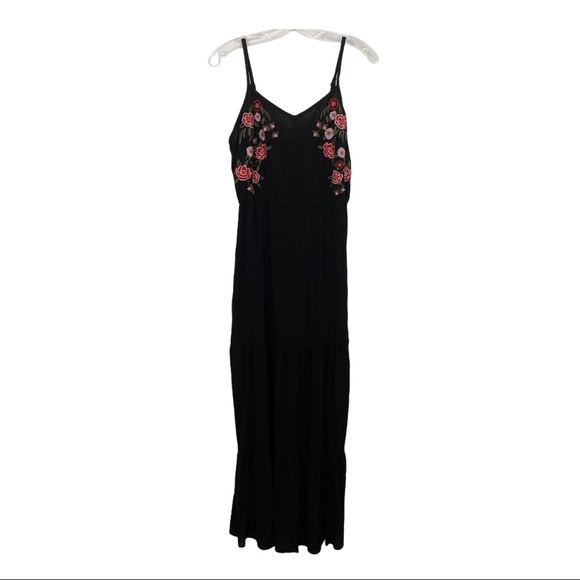 Time And Tru Black Maxi  Floral Dress - Picture 2 of 9